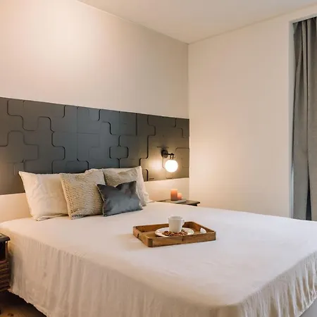 Samarra - 2 Bedrooms And Shared Pool In Areeiro Lisboa
